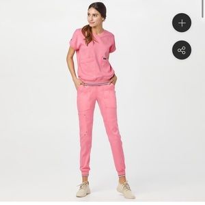 Mediclo scrubs set. Size medium. Never worn.